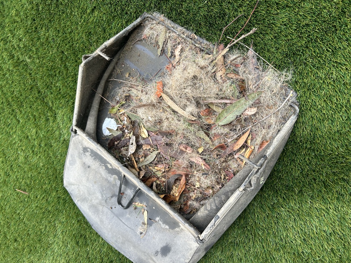 Mr. Green Turf Clean removing pet odor from artificial turf in Poway, San Diego